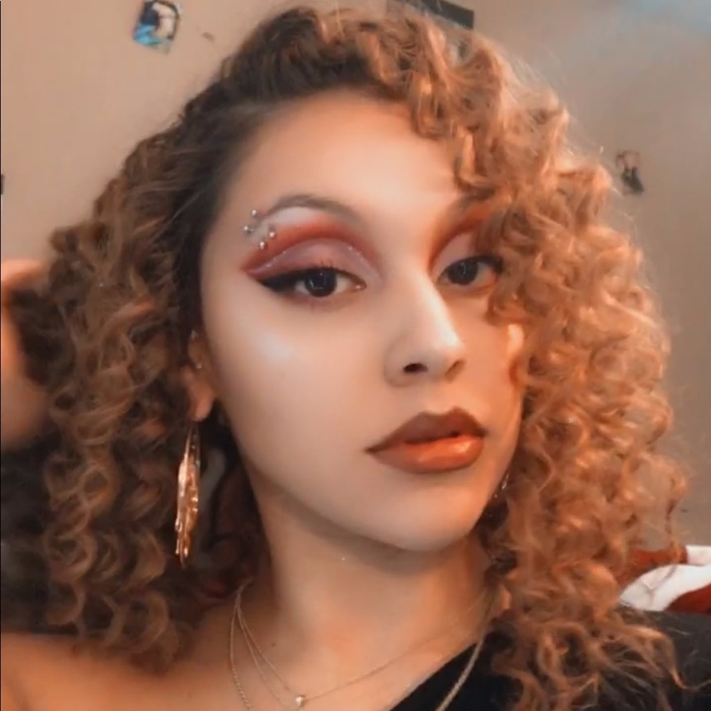 Meet your Posher, Summer